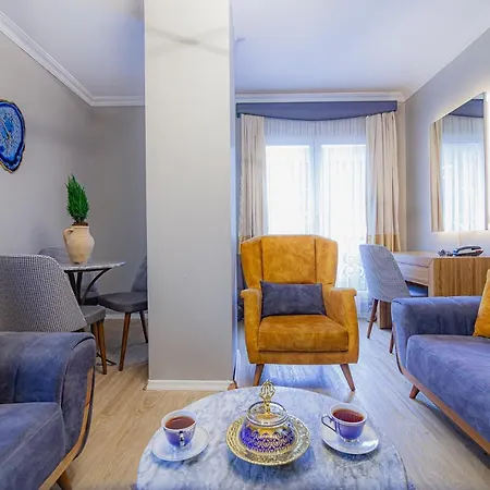 La Palace Sisli 3*