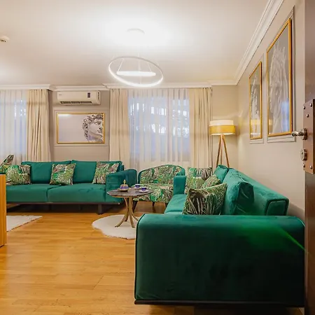 Aparthotel La Palace Sisli 3*