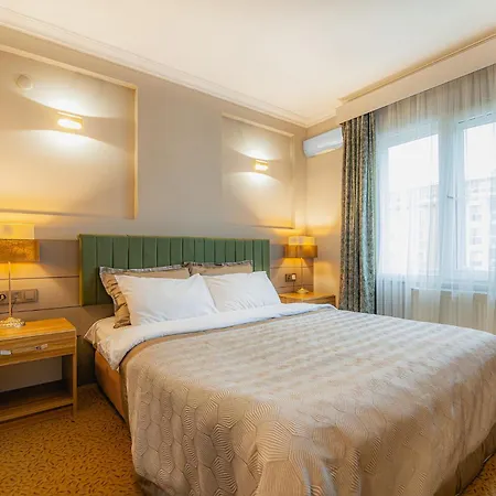 La Palace Sisli Aparthotel 3*