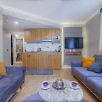 Apartmanhotel La Palace Sisli 3*