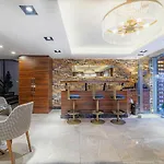 Apartmanhotel La Palace Sisli 3*