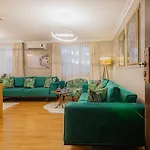 Apartmanhotel La Palace Sisli 3*