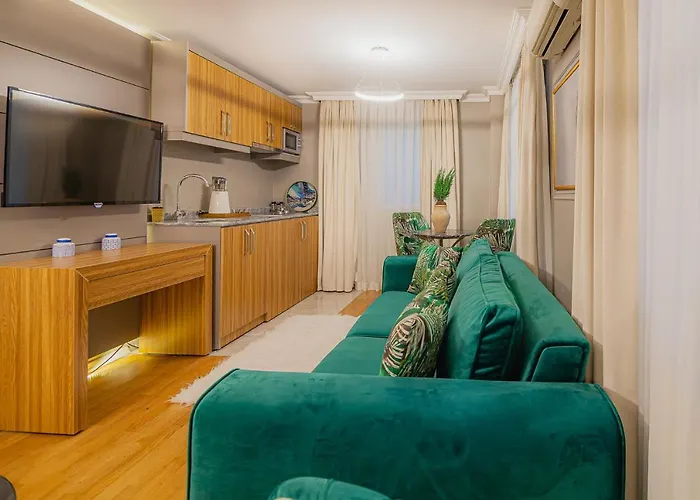 Aparthotel La Palace Exclusive Design 3*