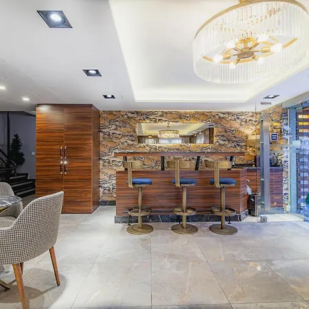 Апарт-отель La Palace Exclusive Design 3*